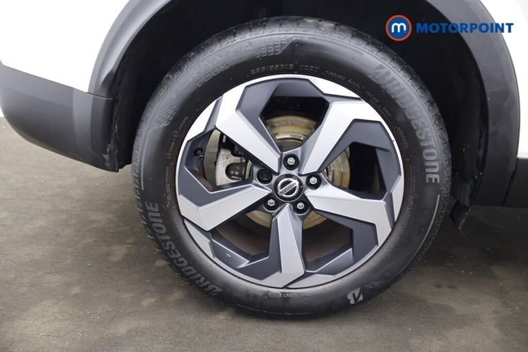 2021 Nissan Qashqai 1.3 DiG-T MH Premiere Edition 5dr HATCHBACK PETROL Manual