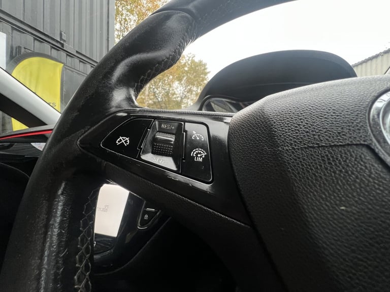 VAUXHALL CORSA 1.4 i ecoTEC Limited Edition 2015