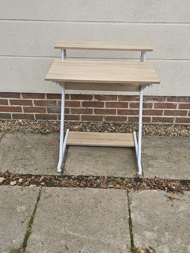 Modern desk