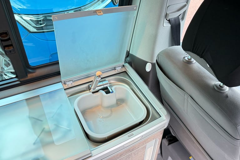 2022 Volkswagen California 2.0 TDI Ocean 204 4dr 4MOTION DSG-Diff Lock Camper Van DIESEL Automatic