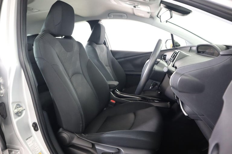 2022 Toyota Prius 1.8 VVT-h Active CVT Euro 6 (s/s) 5dr Hatchback Automatic