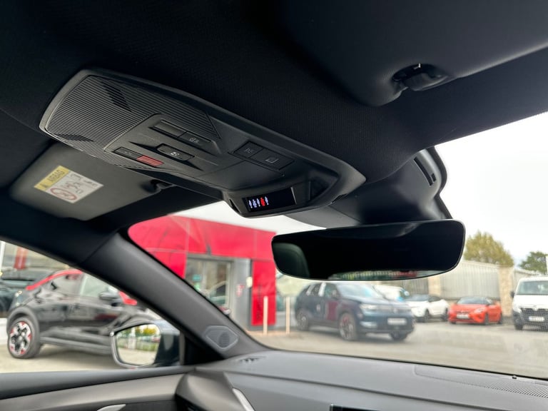2024 Vauxhall Astra Astra 1.2T Ultimate 5dr Hatchback Petrol Manual