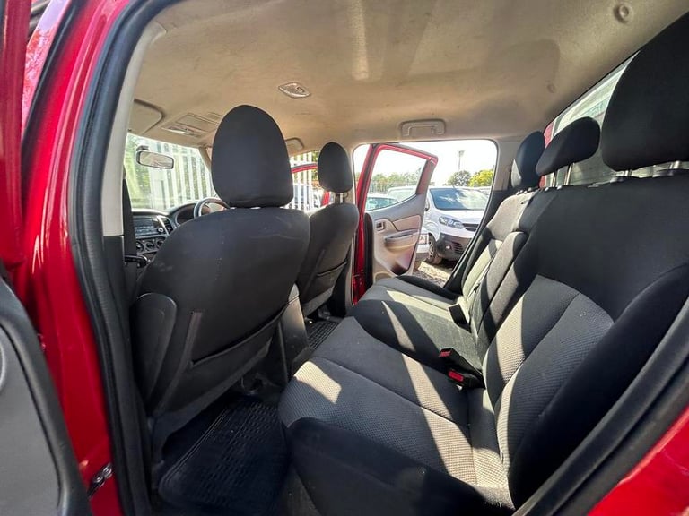 2019 Mitsubishi L200 L200 4Life DI-D 4x4 DIESEL Manual