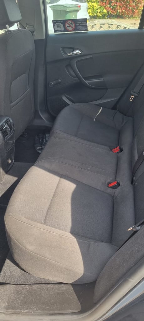 Vauxhall, INSIGNIA, Hatchback, 2014, Manual, 1956 (cc), 5 doors