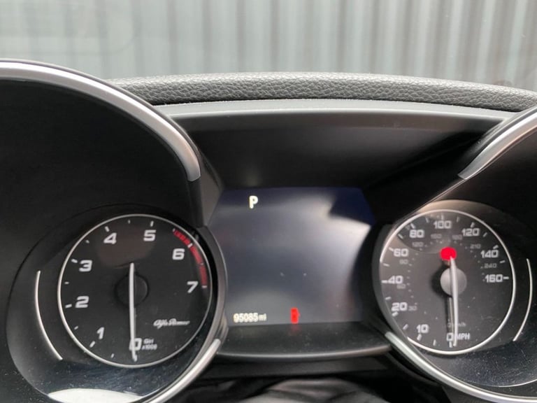 2019 19 ALFA ROMEO GIULIA 2.0T VELOCE SALOON 4DR PETROL AUTO EURO 6 (S/S) (280 P