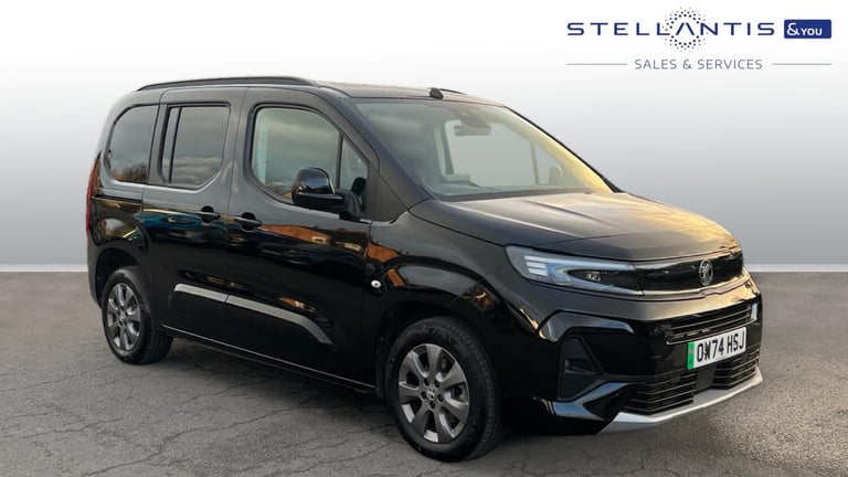 2024 Vauxhall Combo Life Electric 52kWh Ultimate MPV 5dr Electric Auto (7.4kW Charger) (136 ps) M...