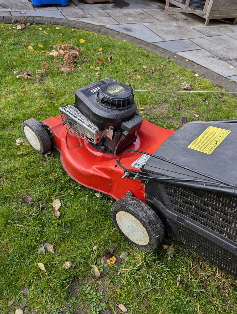 image for Sovereign Lawn Mower - Briggs & Stratton Petrol Self-Propelled