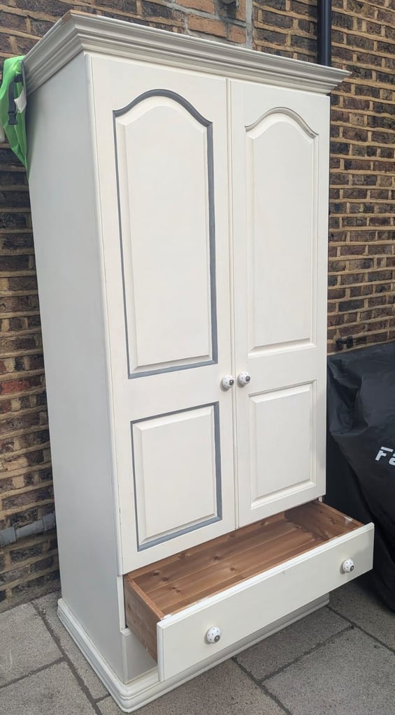 Solid Oak Wardrobe with Drawer Vintage Knobs | RRP £400+ 