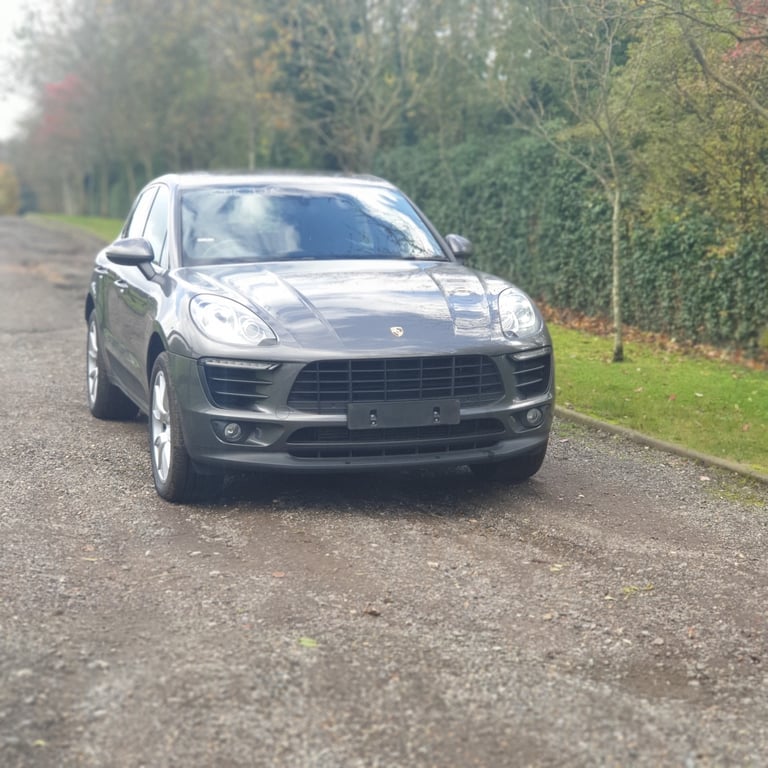 PORSCHE MACAN S (2015) 3.0 TD V6 S SUV 5dr Diesel PDK 4WD Euro 6 260P/S STUNNING
