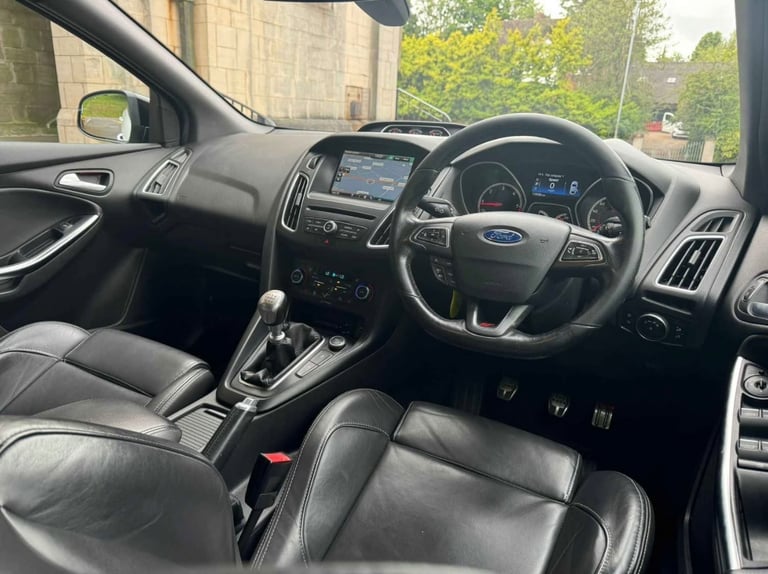 Ford, FOCUS, Hatchback, 2015, Manual, 1997 (cc), 5 doors