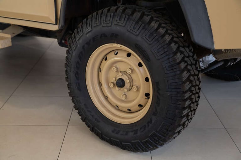 2015 Land Rover DEFENDER 110 TAIPAN DIESEL Manual