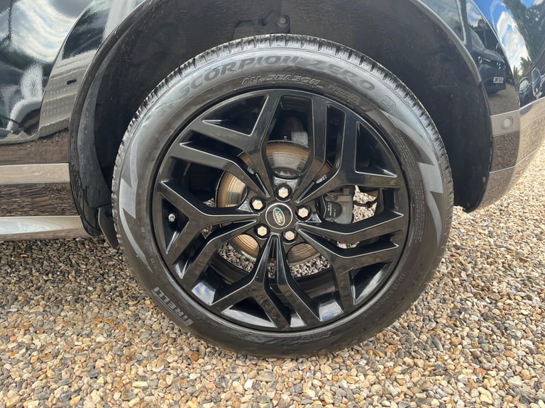 2019 Land Rover Range Rover Evoque 2.0 D180 R-Dynamic SE Auto 4WD Euro 6 (s/s) 5dr ESTATE Diesel ...