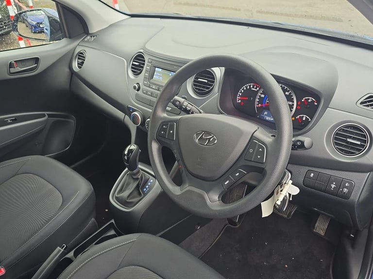 2017 Hyundai i10 5dr Hat 1.2 87ps SE Au HATCHBACK Petrol Automatic