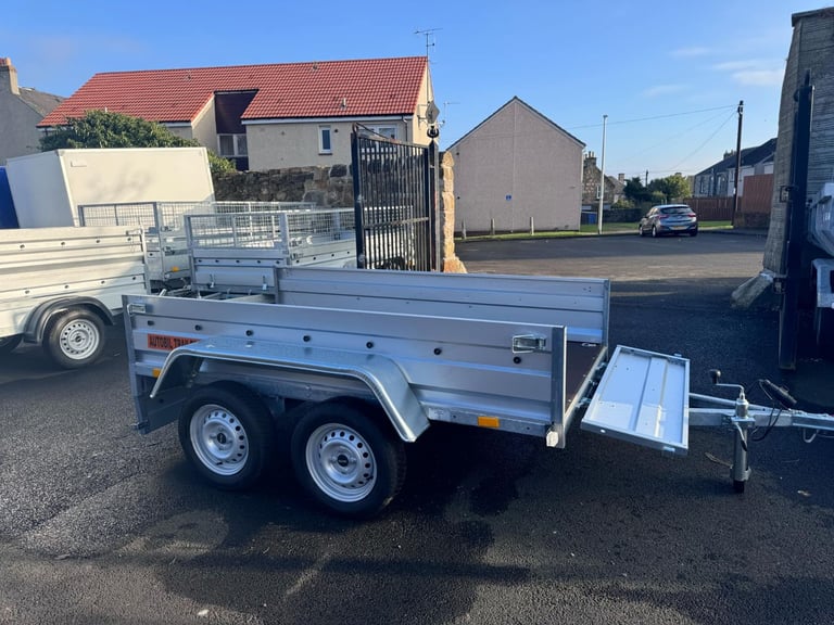 BRAND NEW 7,7ft x 4,2ft Niewiadow Twin Axle Flat Trailer 750KG