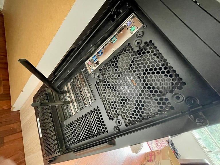 🎮 Gaming PC + 144HZ Monitor – i9-9900K | RTX 2080 | 32GB RAM | 1TB SSD 