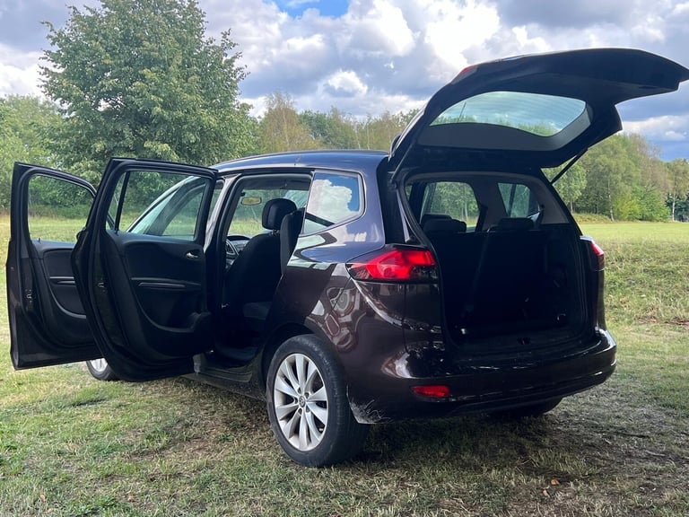 2014 Vauxhall Zafira 2.0 CDTi Exclusiv 5dr MPV Diesel Manual