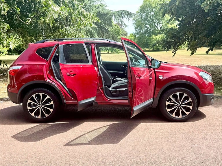 2013 Nissan Qashqai 1.6 Qashqai 360 CVT 5dr SUV Petrol Automatic