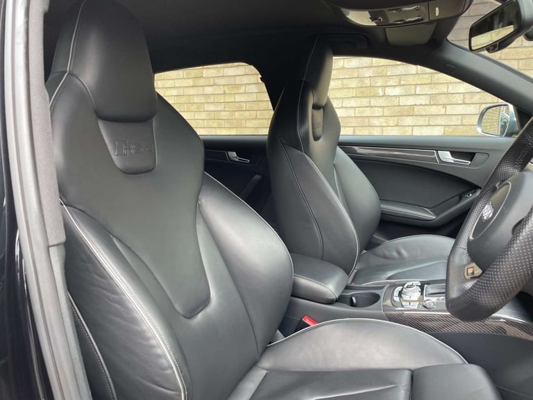 2014 Audi A4 4.2 RS 4 FSI Quattro Auto 4WD 5dr Estate Petrol Automatic