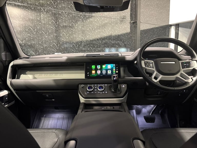 2023 Land Rover Defender 3.0 D250 MHEV SE Hard Top SUV 5dr Diesel Auto 4WD MWB Euro 6 (s/s) (250 ...