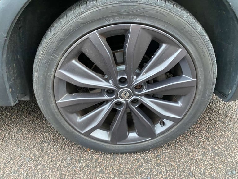 2019 Renault Kadjar 1.5 Blue dCi Iconic 5dr HATCHBACK DIESEL Manual