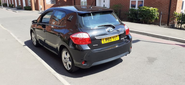 2010 Toyota Auris Hybrid Spirit SE Nav Genuine low miles 78000 only