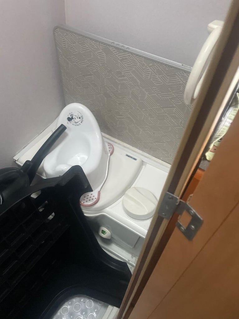 2001 Swift Sundance 590 RS