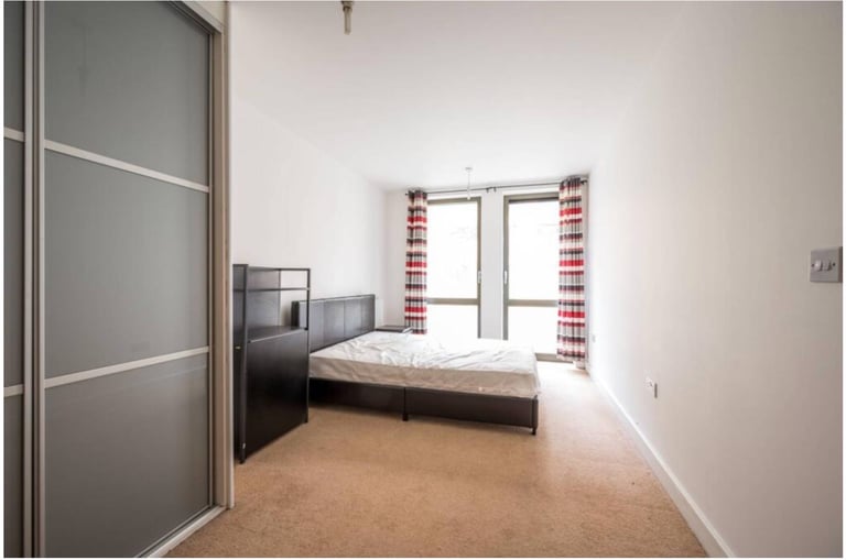 image for Ensuite room available 