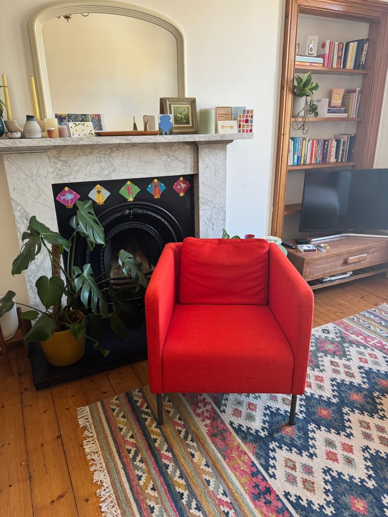 Red accent chair 