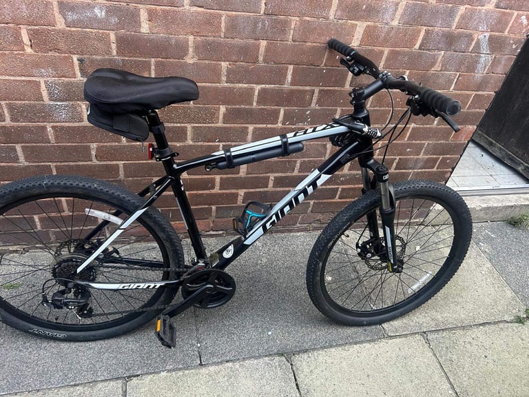 Giant bike in Liverpool, Merseyside Bikes, Bicycles Cycles for