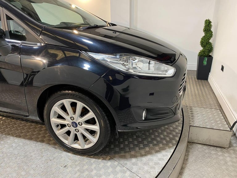 FORD FIESTA 1.0T EcoBoost Titanium Euro 6 (s/s) 5dr 2015
