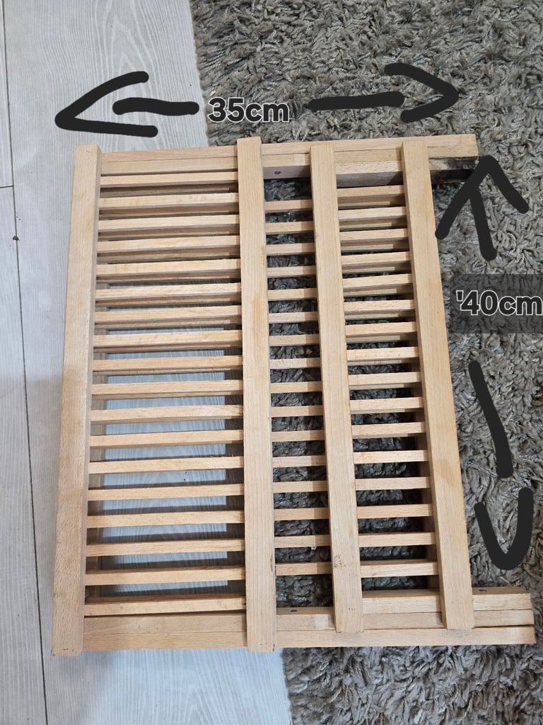 image for used WOODEN Plate rack in good condition