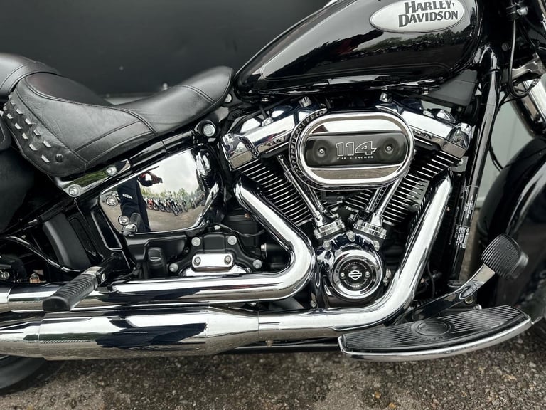 2022/22 Harley-Davidson Heritage Classic 114 1868 Motorcycle 