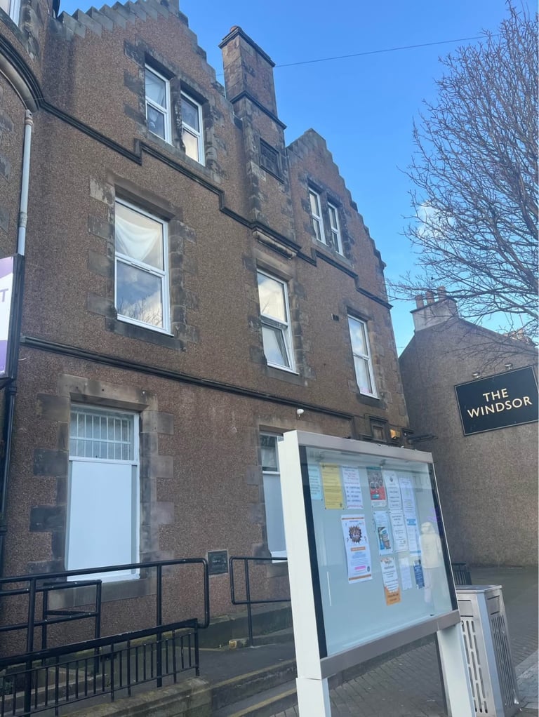 Room in High Street, Leven