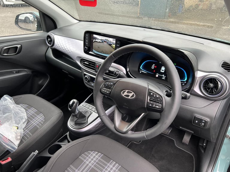 2025 Hyundai i10 1.2 Premium Auto Euro 6 (s/s) 5dr HATCHBACK Petrol Automatic