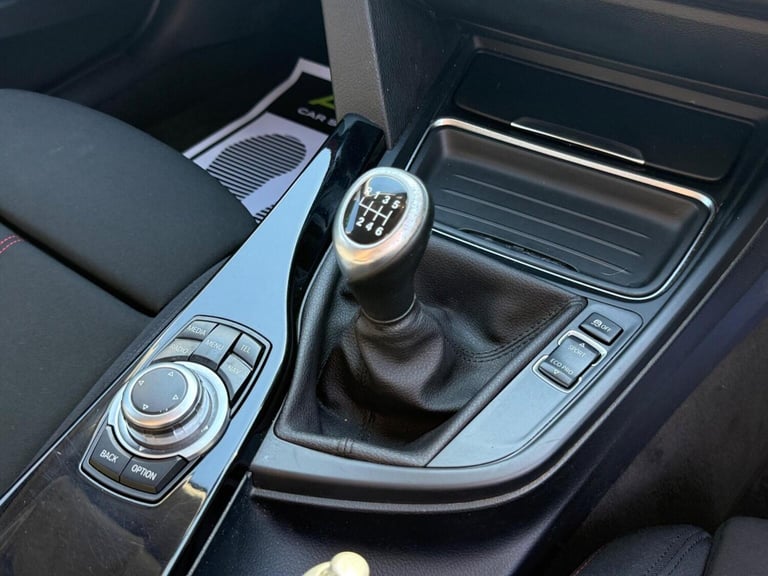 BMW 3 SERIES 2.0 318d Sport Euro 5 (s/s) 4dr 2015