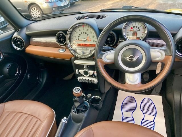 2010 MINI Hatch 1.6 COOPER MAYFAIR 3dr  PETROL MANUAL (122 ps) WITH SERVICE HISTORY Hatchback Pet...