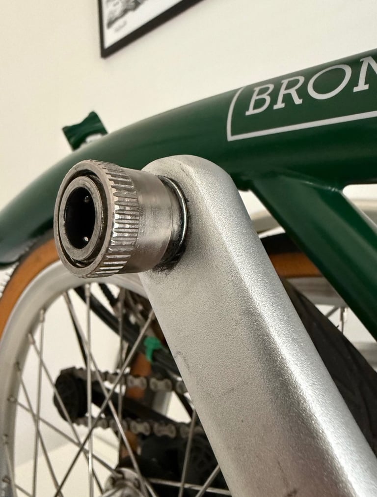 Brompton Folding Bike - Green - ML6