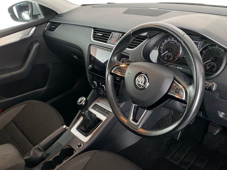 2019 Skoda Octavia 1.6 TDI SE Technology 5dr Estate DIESEL Manual