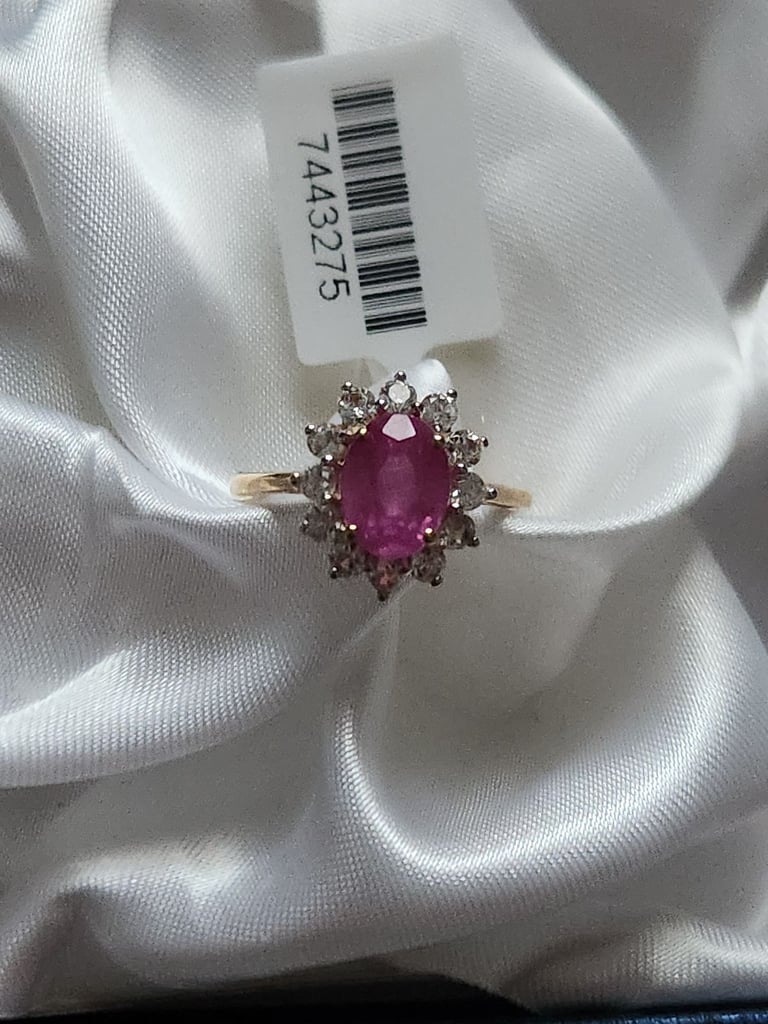 image for 9CT GOLD RING SIZE O SAPPHIRE 9CT GOLD RING SIZE O 9X7 IIAKAKA PINK SAPPHIRE SIZE O BRAND NEW
