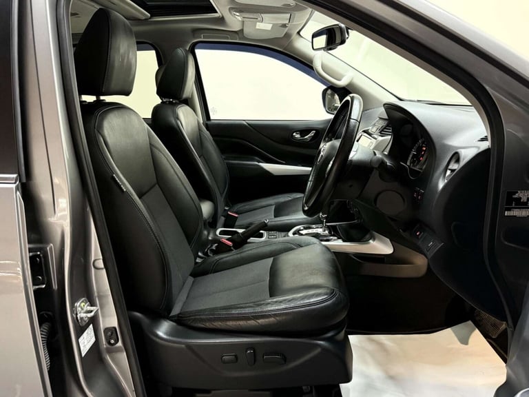 2020 Nissan Navara 2.3 dCi N-Guard Auto 4WD Euro 6 4dr Pickup Diesel Automatic