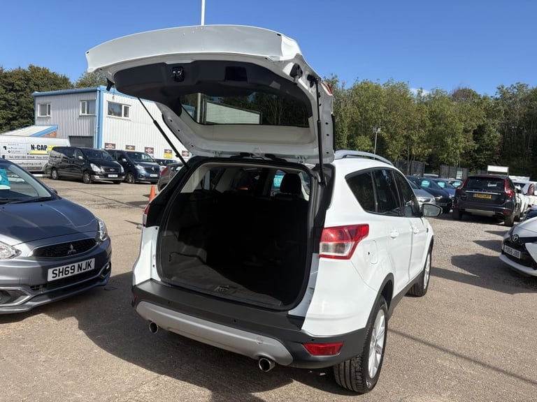 2016 Ford Kuga 2.0 TDCi Titanium SUV 5dr Diesel Manual 2WD Euro 6 (s/s) (150 ps) HATCHBACK Diesel...