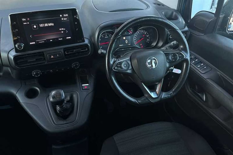 2022 Vauxhall Combo Life 1.5 TURBO D SE 5DR [7 SEAT] MPV Diesel Manual