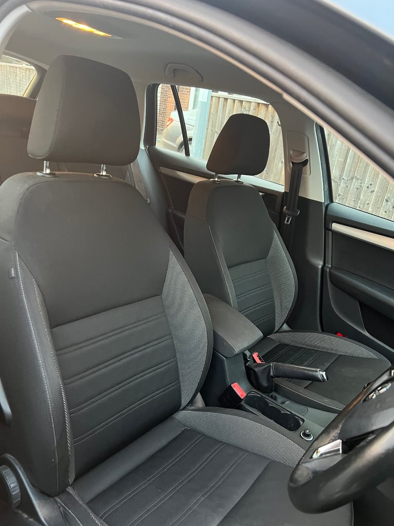 Skoda, OCTAVIA, Estate, 2017, Manual, 1598 (cc), 5 doors