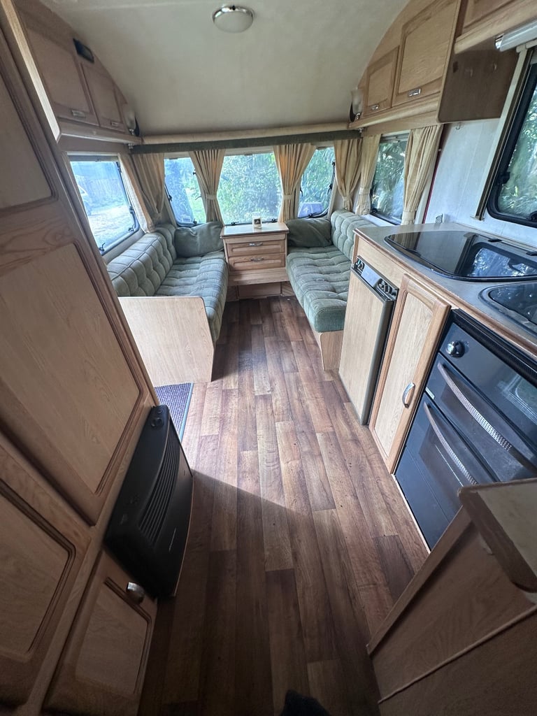 Caravan long term rental pets with permission rural setting 