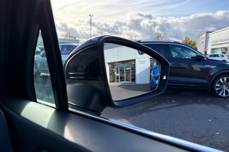 2021 Volkswagen Tiguan 1.5 TSI 150 R-Line 5dr DSG SUV PETROL Automatic