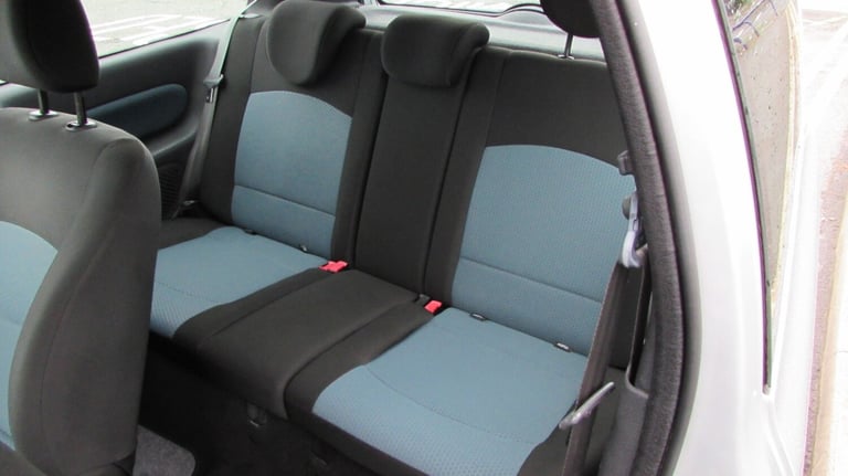 2007 Renault Clio 1.2 16V Campus Sport 2007 3dr HATCHBACK Petrol Manual