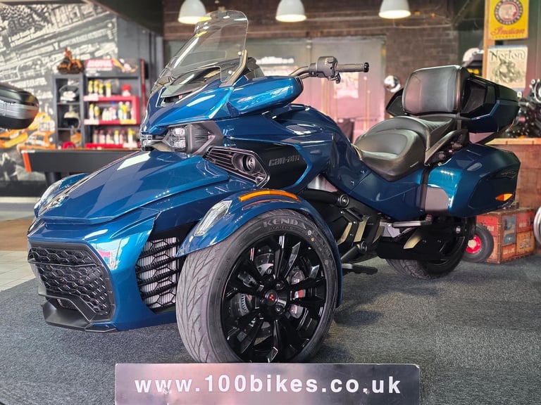 2024 CAN-AM SPYDER F3 LIMITED TRIKE 1330CC SEMI AUTO 2,200 MILE'S 