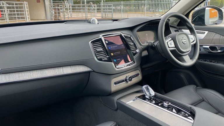 2024 Volvo XC90 2.0 T8 PHEV Ultra Dark 5dr AWD Geartronic Estate Estate Hybrid Automatic