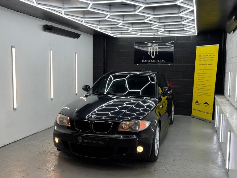 BMW 1 SERIES 2.0 118i M Sport 3 door 2010
