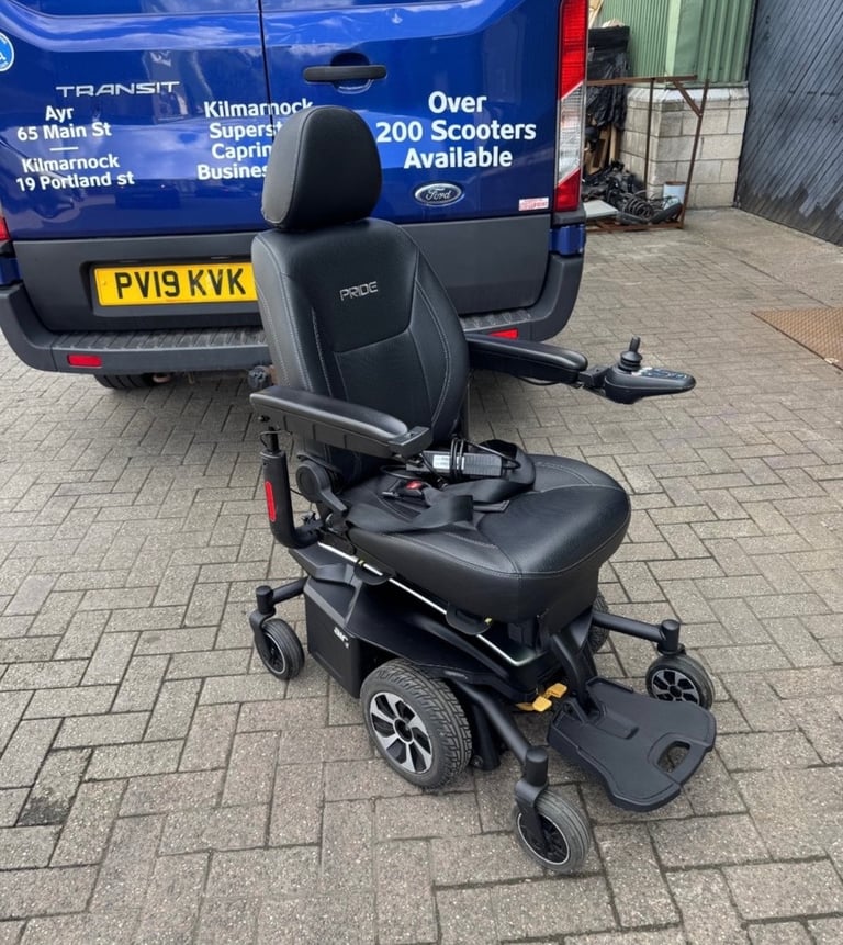 Electric Wheelchair with lift 
